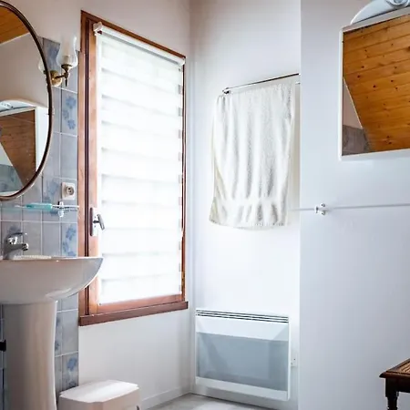 Maison Avec Vue Sur La Montagne Les Circaetes Feriehus