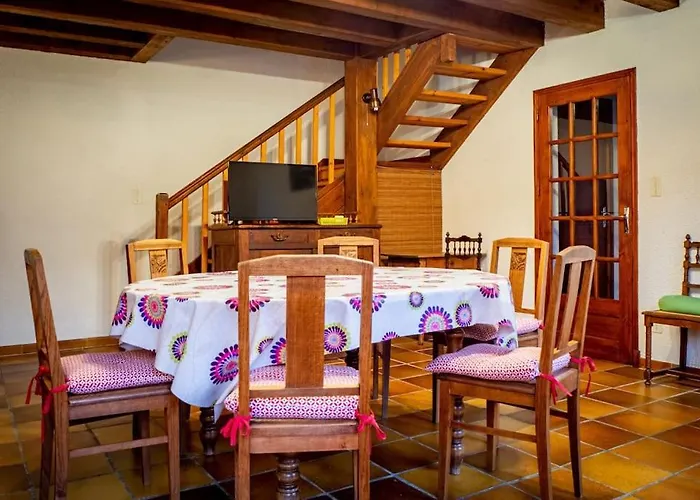 Maison Avec Vue Sur La Montagne Les Circaetes *