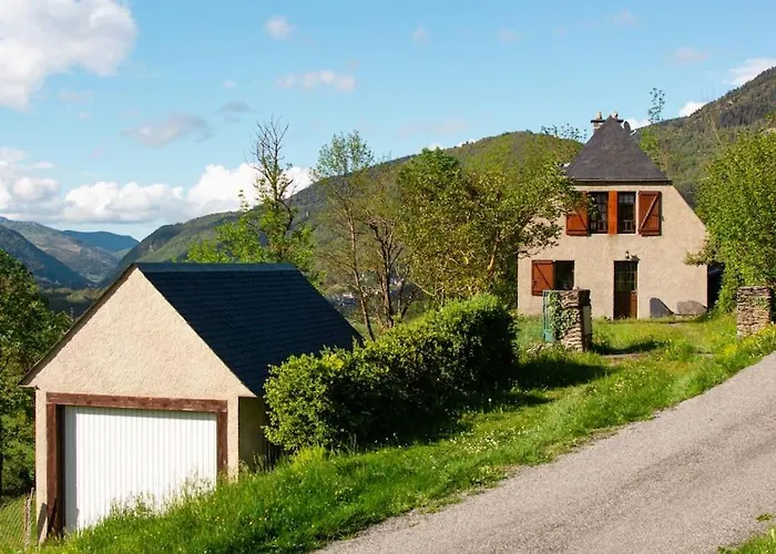 Maison Avec Vue Sur La Montagne Les Circaetes *